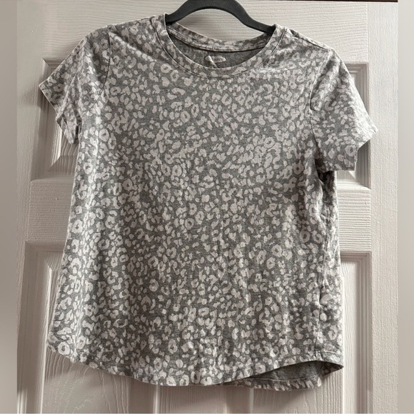 Old Navy Short Sleeve Floral Top - Picture 1 of 4